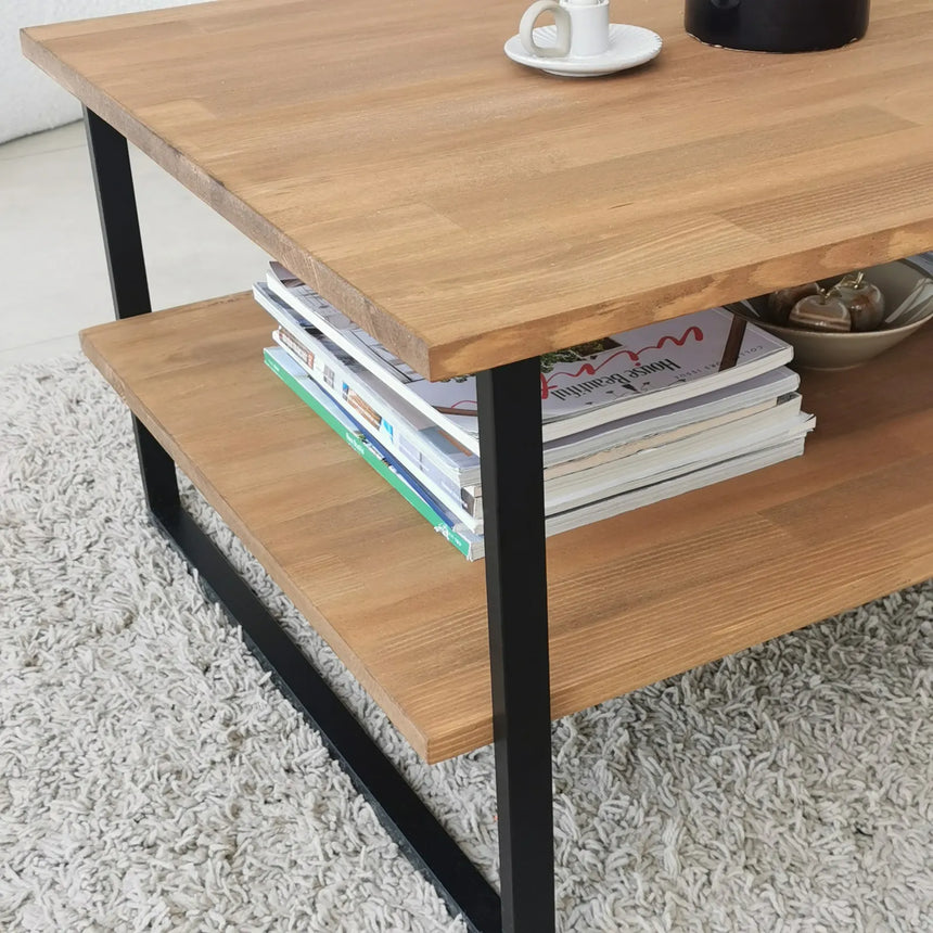 Couchtisch Neta aus massivem Kiefernholz und Metall in Eiche, 85×60×40 cm von Hanah Home – Bild 4