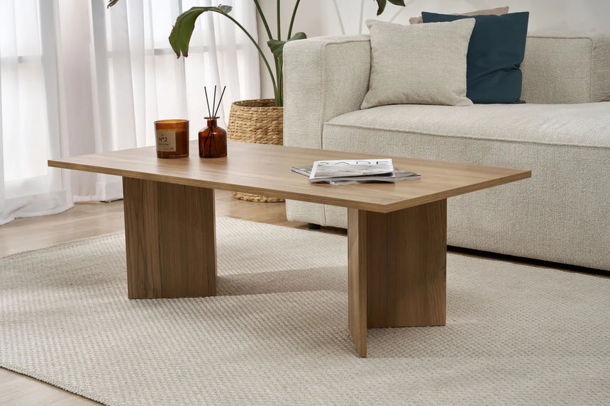 Couchtisch Sabin aus melaminbeschichteten Holz, 119×60×40 cm von Hanah Home – Bild 1