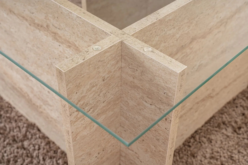 Couchtisch Vetrino aus gehärtetem Glas und melaminbeschichteten Holz in Travertin, 105×65×40 cm von Hanah Home – Bild 4