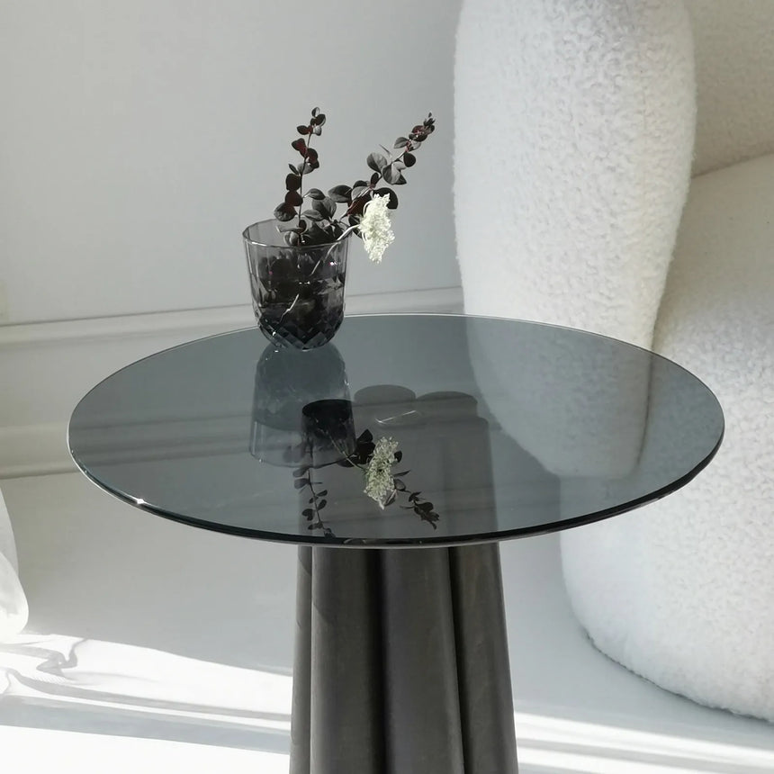 Runder Couchtisch Thales aus Buche und gehärtetem Glas in Schwarz und Dunkelgrau 50Ø von Hanah Home – Bild 4