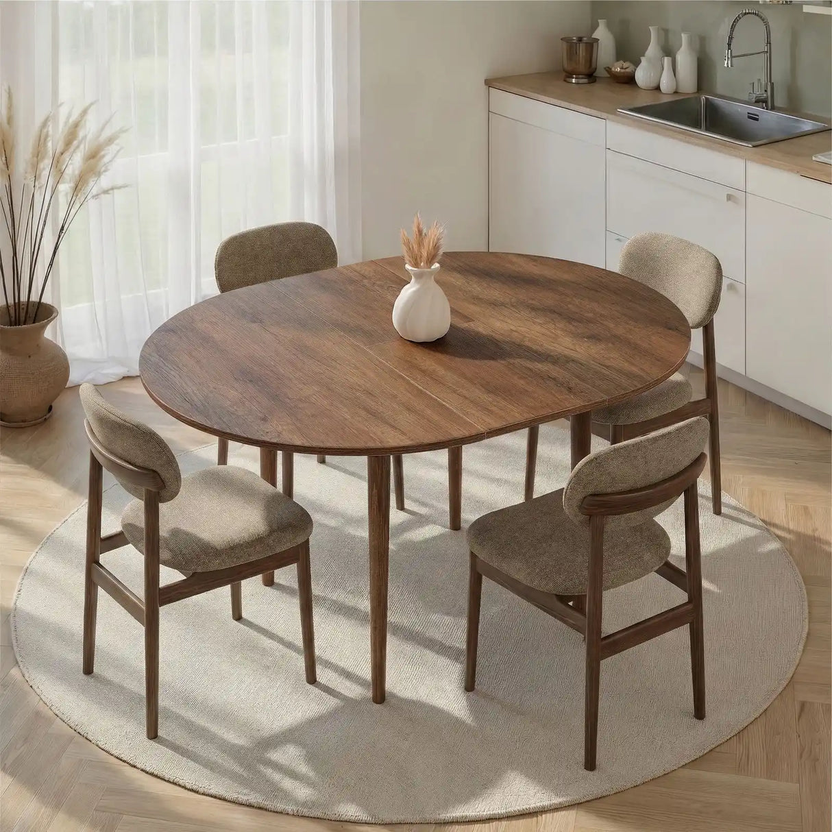 Runder Esstisch Viona aus melaminbeschichteten Holz in Barok Walnuss, 100×100×75 cm von Hanah Home – Bild 1