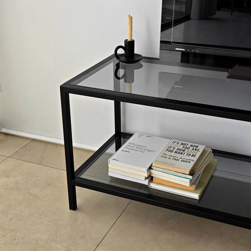 TV-Schrank Basic aus gehärtetem Glas und Metall in Dunkelgrau und Schwarz, 130×40×45 cm von Hanah Home – Bild 4