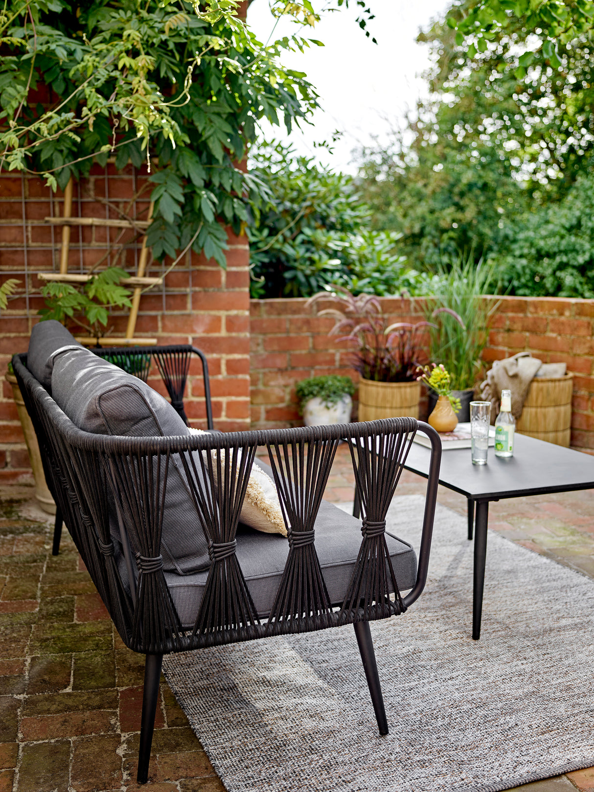 Pavone Couchtisch, Schwarz, Fibercement - ZEN ZONE Furniture