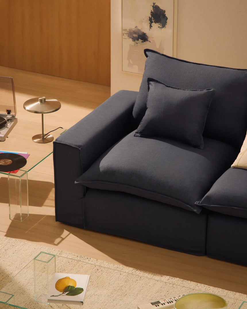 2-Sitzer-Sofa Anarela mit abnehmbarem Bezug aus Leinen und Viskose in Dunkelgrau, 220 cm, FSC Mix Credit von Kave Home – Bild 3