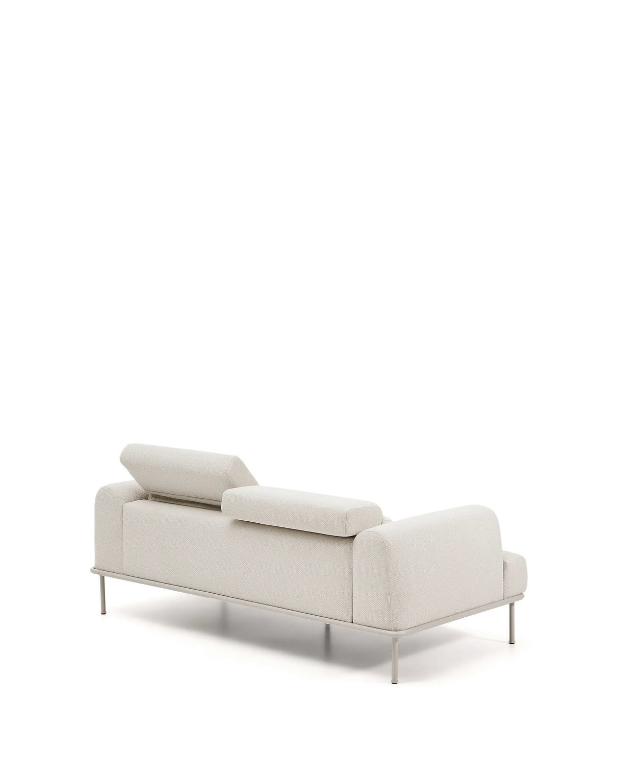 2-Sitzer-Sofa Aurum aus ecrufarbener Chenille mit verstellbarem Kopfteil und mattbeiger Metallbasis 210 cm FSC Mix Credit von Kave Home – Produktbild 8