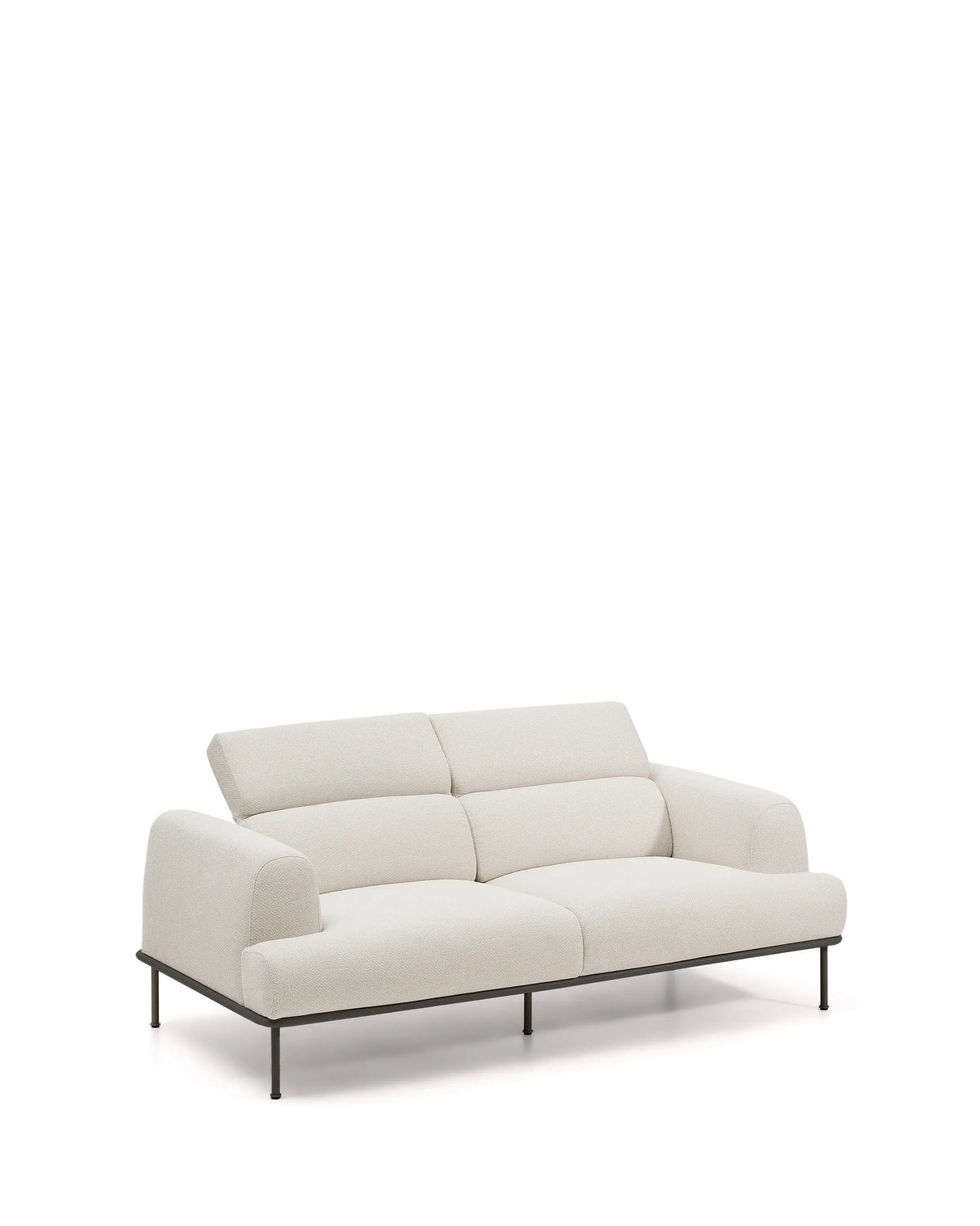 2-Sitzer-Sofa Aurum aus ecrufarbener Chenille mit verstellbarem Kopfteil und mattgrauer Metallbasis 210 cm FSC Mix Credit von Kave Home – Produktbild 12