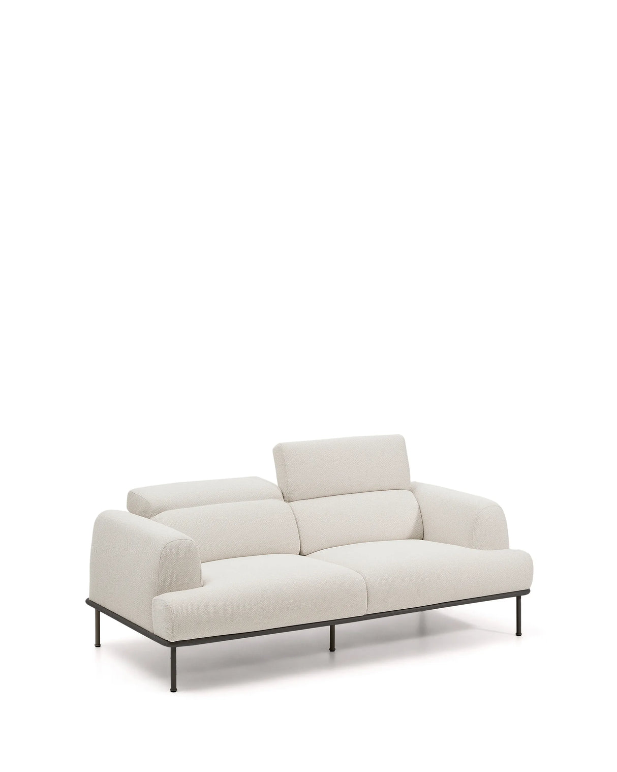 2-Sitzer-Sofa Aurum aus ecrufarbener Chenille mit verstellbarem Kopfteil und mattgrauer Metallbasis 210 cm FSC Mix Credit von Kave Home – Produktbild 6