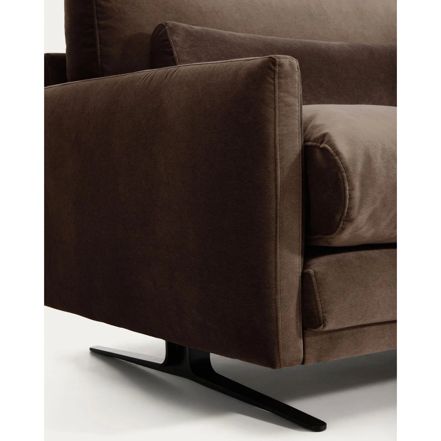 2-Sitzer-Sofa Veliro aus Samt mit Stahlbeinen in schwarzer Ausführung, 210 cm, FSC Mix Credit von Kave Home – Bild 8