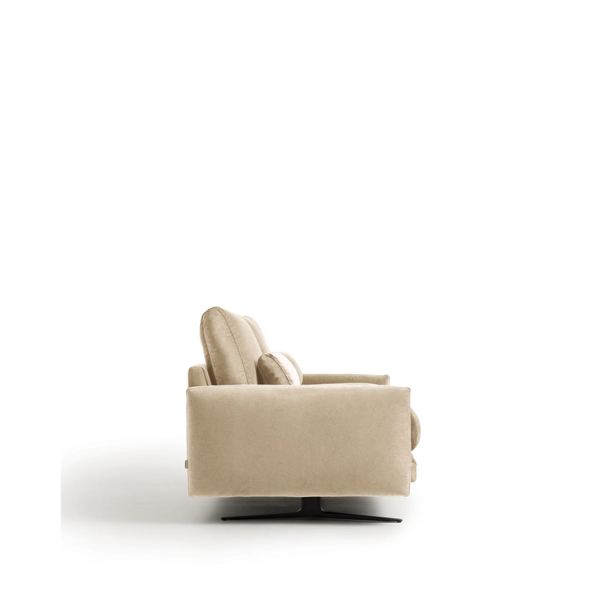 2-Sitzer-Sofa Veliro aus perlfarbenem Samt mit Stahlbeinen in schwarzer Ausführung, 180 cm, FSC Mix Credit von Kave Home – Bild 5