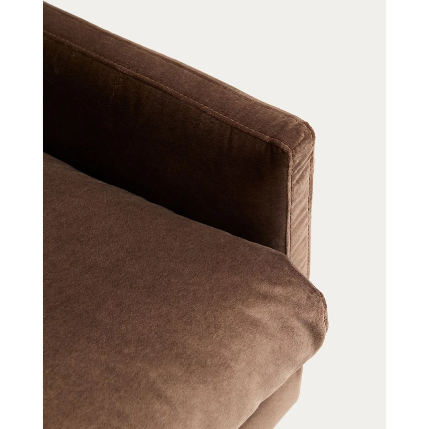 2-Sitzer-Sofa Veliro aus schokoladenbraunem Samt mit Stahlbeinen in schwarzer Ausführung, 180 cm, FSC Mix Credit von Kave Home – Bild 9