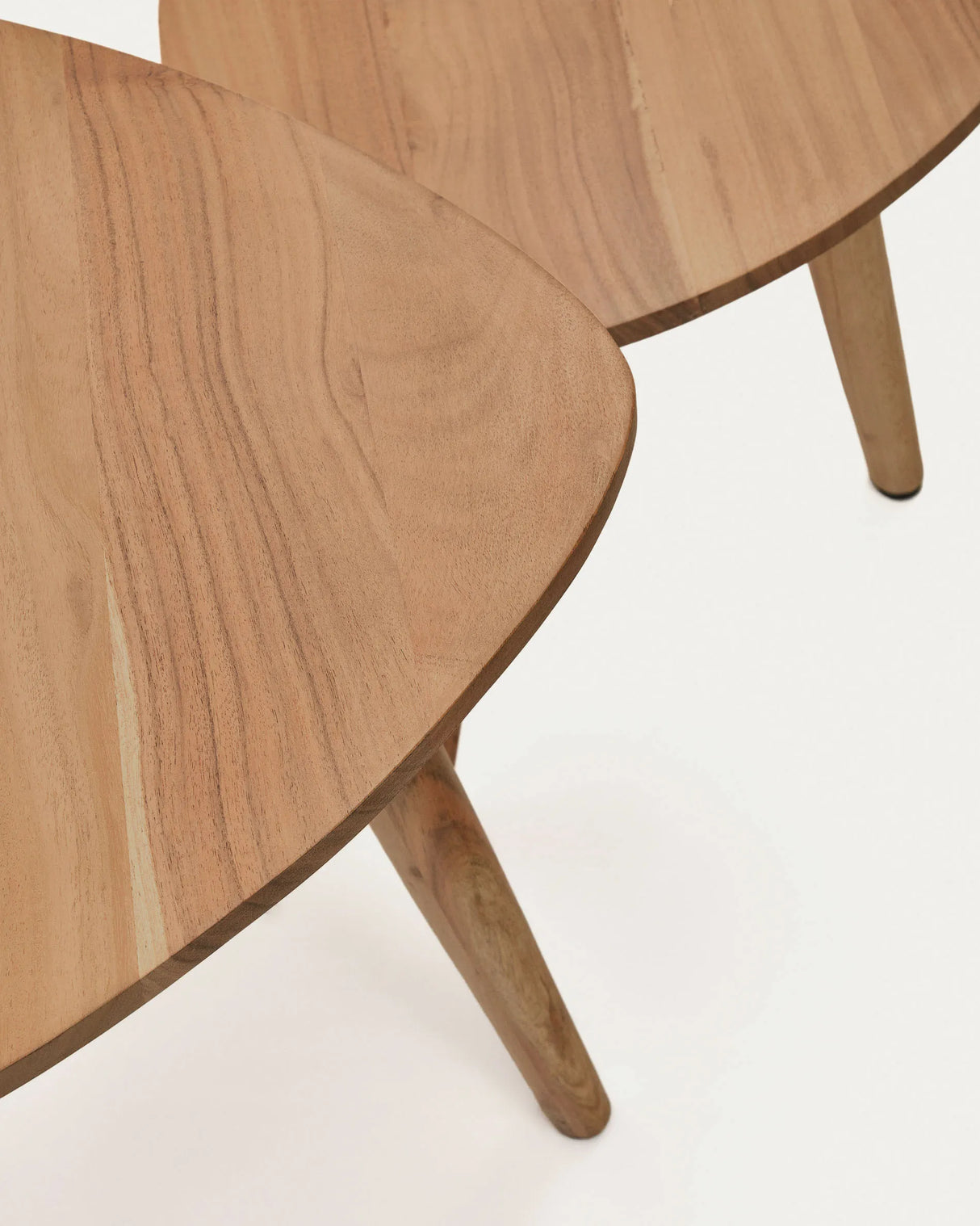 2er-Set Beistelltische Duvani aus massivem Akazienholz mit gebleichtem Finish von Kave Home – Produktbild 5