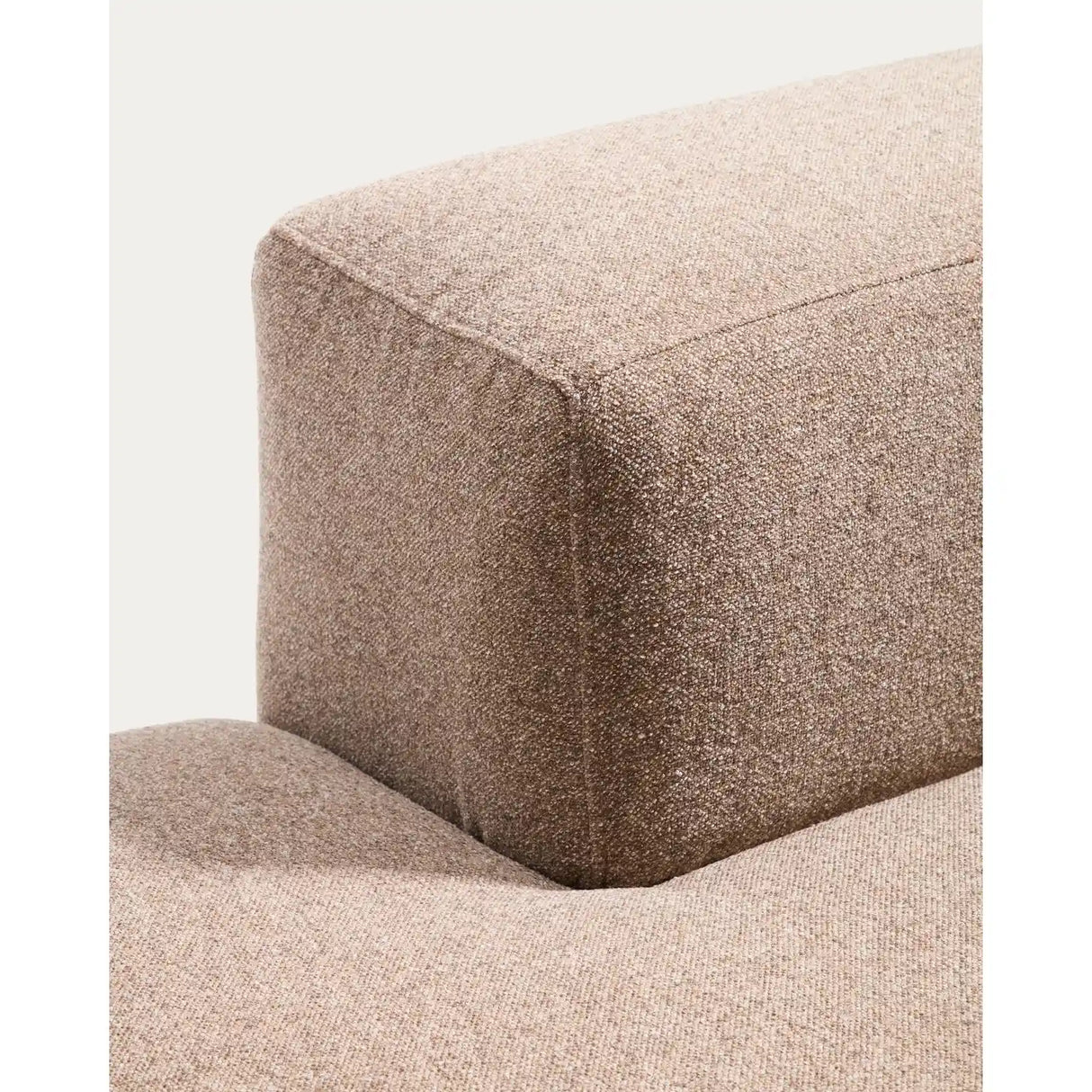3-Sitzer-Sofa Blok mit Randmodul links in brauner Chenille, 325 cm, FSC Mix Credit von Kave Home – Bild 8