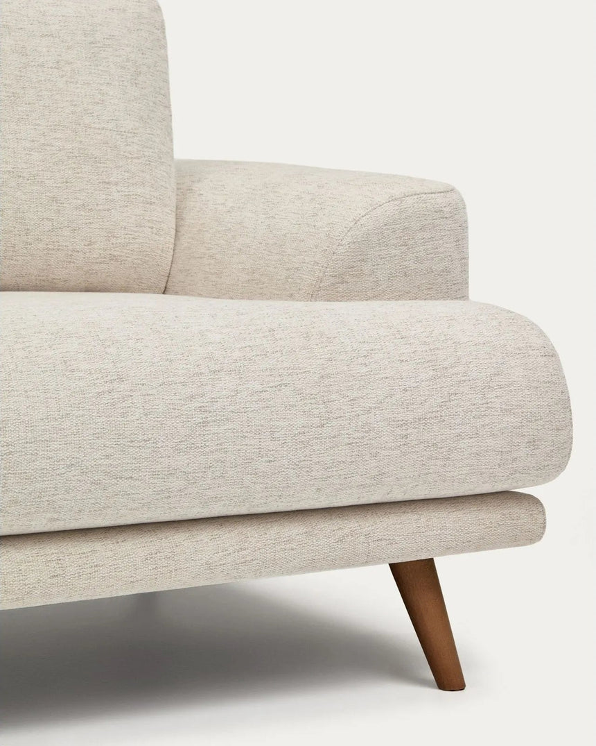 3-Sitzer-Sofa Karin in Beige mit Beinen aus massivem Buchenholz mit walnussfarbener Oberfläche 231 cm von Kave Home – Bild 4