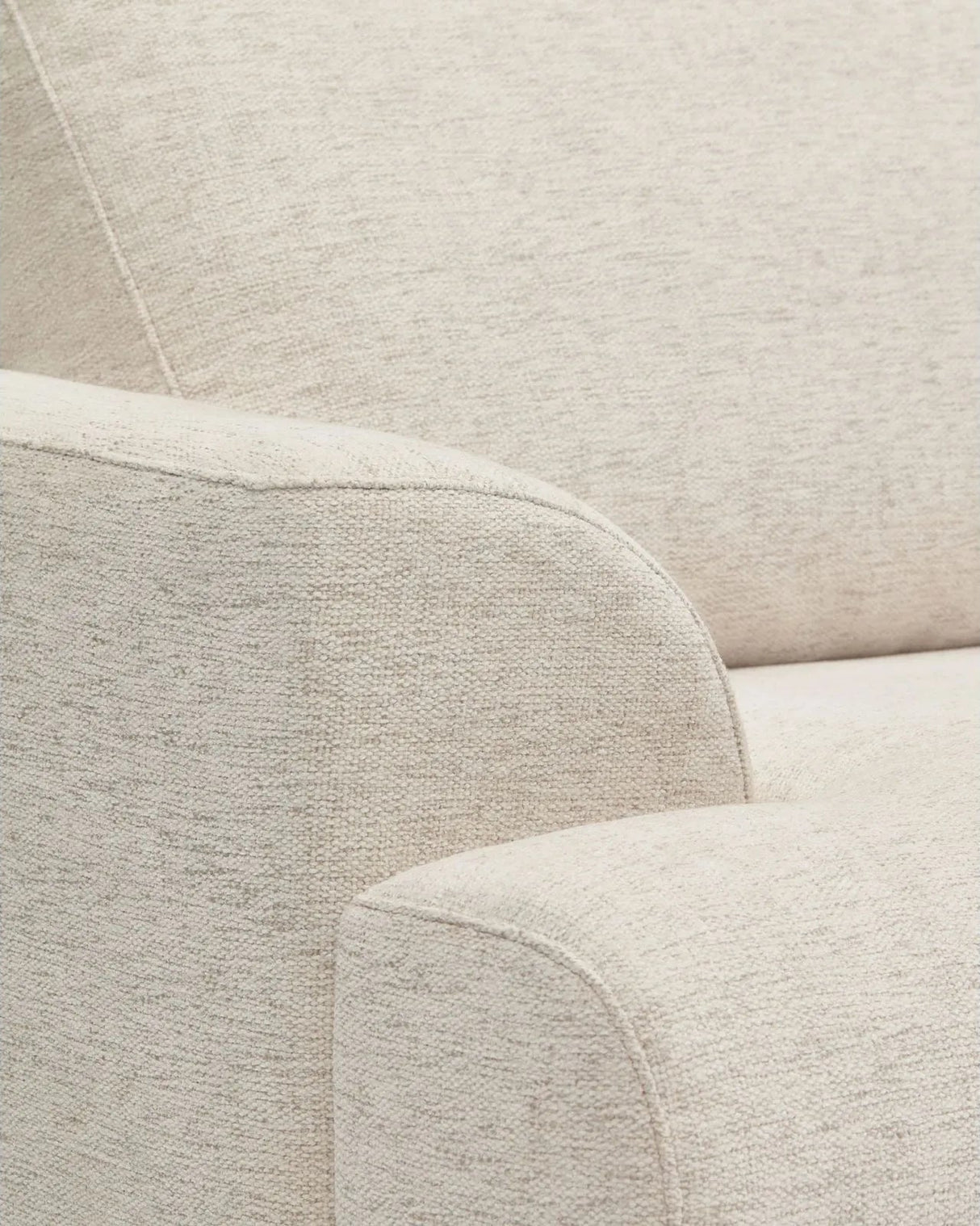 3-Sitzer-Sofa Karin in Beige mit Beinen aus massivem Buchenholz mit walnussfarbener Oberfläche 231 cm von Kave Home – Bild 5