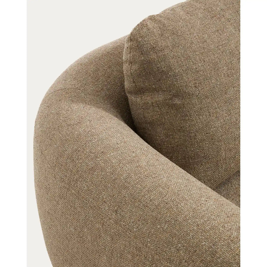 3-Sitzer Sofa Vera mit Beinen aus massivem Eschenholz mit Nussbaum-Finish, 230 cm, FSC Mix Credit von Kave Home – Bild 8