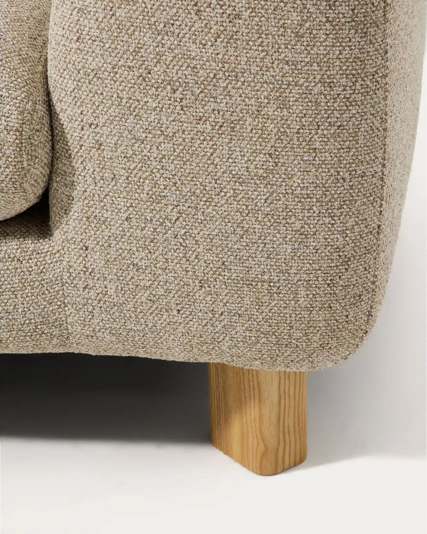3-Sitzer Sofa Vera mit Chaiselongue links in Beige mit Beinen aus massivem Eschenholz mit natürlichem Finish, 232 cm, FSC Mix Credit von Kave Home – Bild 6