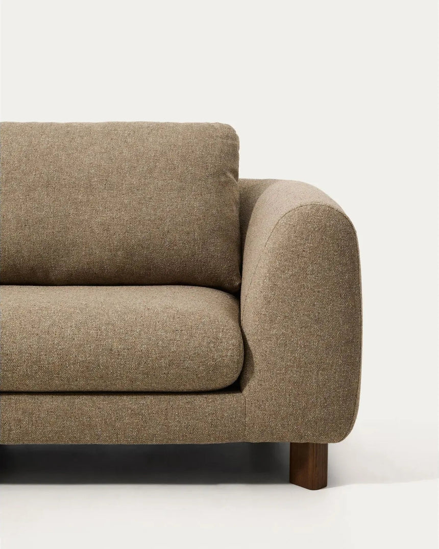3-Sitzer Sofa Vera mit Chaiselongue links mit Beinen aus massivem Eschenholz mit Nussbaum-Finish, 232 cm, FSC Mix Credit von Kave Home – Bild 6
