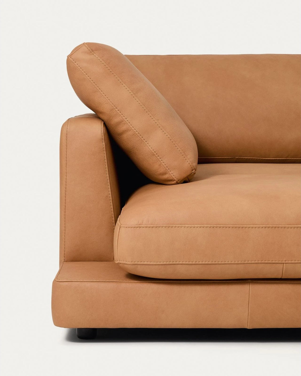 4-Sitzer-Sofa Gala mit Chaiselongue links in braunem Leder, 300 cm von Kave Home – Produktbild 6