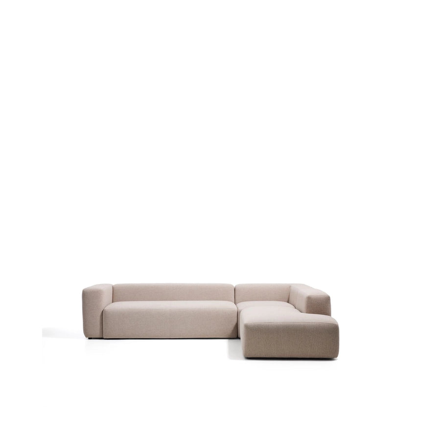 5-Sitzer-Ecksofa Blok mit Randmodul links in beiger Chenille, 320 x 255 cm, FSC Mix Credit von Kave Home – Bild 1