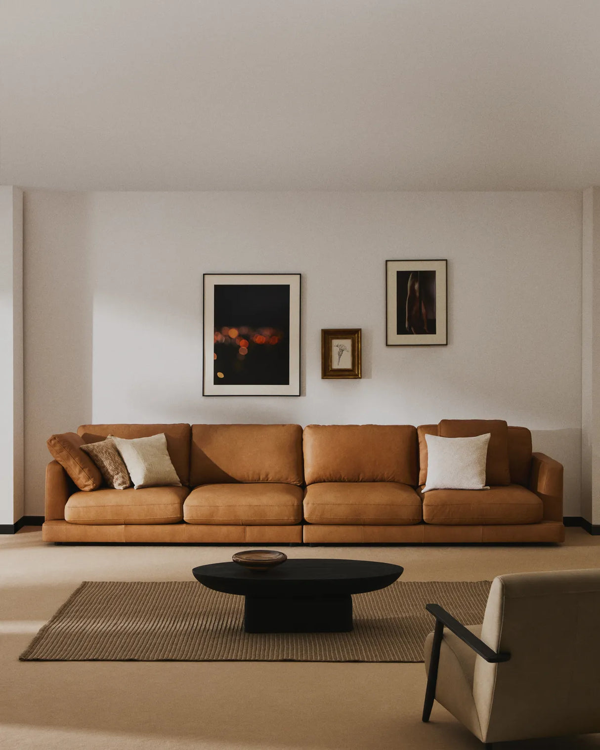 6-Sitzer-Sofa Gala in braunem Leder, 390 cm von Kave Home – Produktbild 2