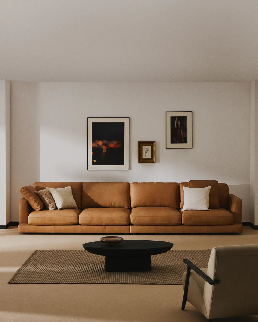 6-Sitzer-Sofa Gala in braunem Leder, 390 cm von Kave Home – Produktbild 2