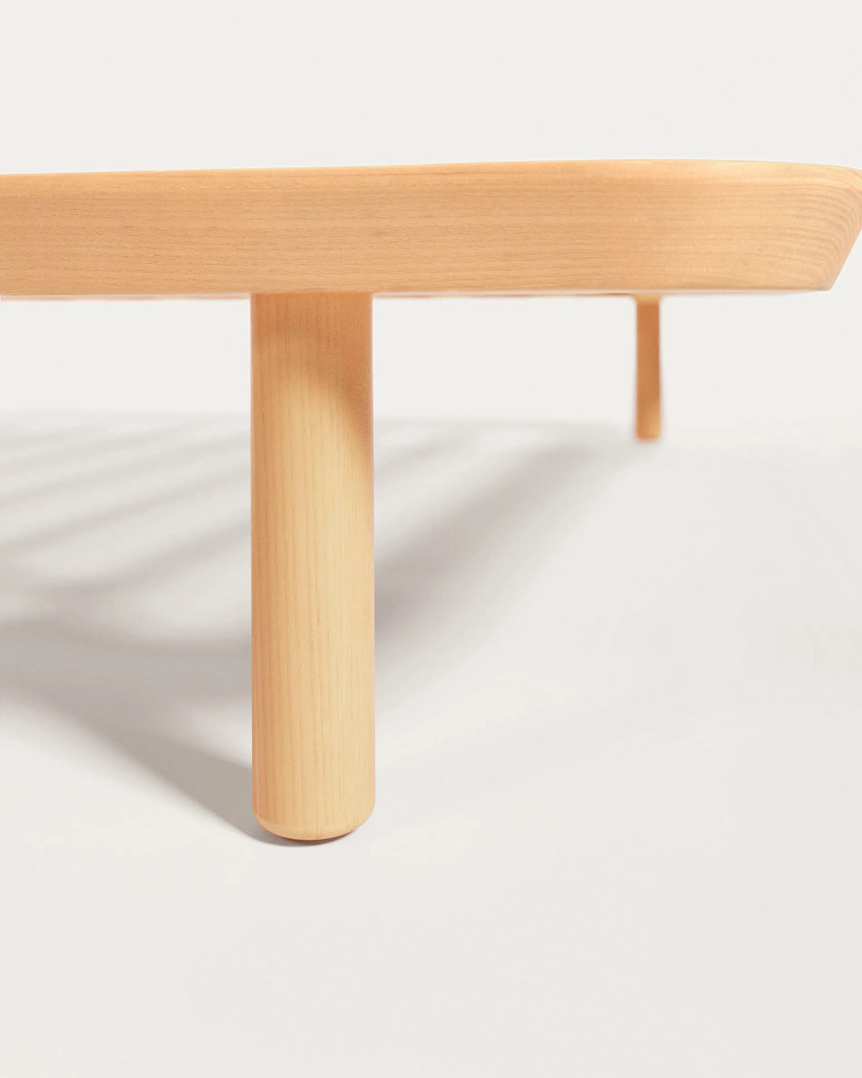 Anielle Bett aus massiver Esche für Matratze von 160 x 200 cm von Kave Home – Produktbild 8
