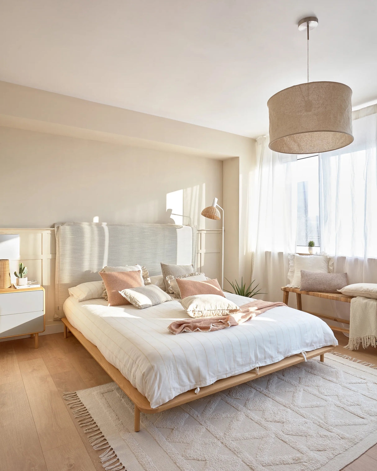 Anielle Bett aus massiver Esche für Matratze von 180 x 200 cm von Kave Home – Produktbild 5