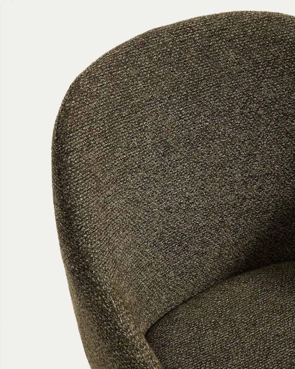 Armlehnenstuhl Meila mit grüner Chenille und Beinen aus massivem Eschenholz mit naturfarbenem Finish von Kave Home – Bild 9
