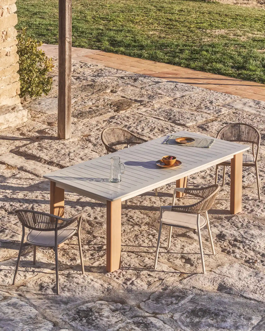 Ausziehtisch Livorno aus écrufarbenem Aluminium mit Beinen in Holzoptik 233 (350) x 100 cm von Kave Home – Bild 2