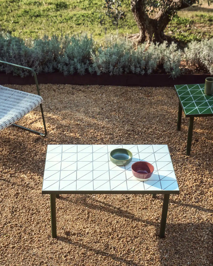 Beistelltisch Maurina aus verzinktem Stahl in Grün mit ecrufarbenen Kacheln, 81 x 51 cm von Kave Home – Bild 2