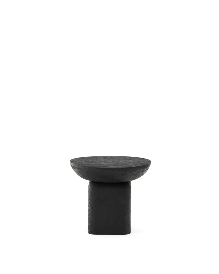 Beistelltisch Ovak aus massivem Akazienholz mit schwarzem Finish, FSC 100%, Ø50 cm von Kave Home – Produktbild 1