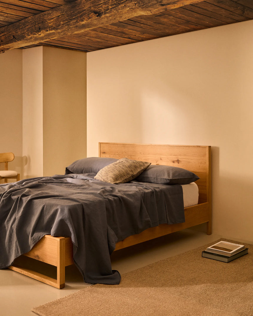 Bett Alguema aus Eichenfurnier mit naturfarbenem Finish für 160 x 200 cm grosse Matratze von Kave Home – Produktbild 6