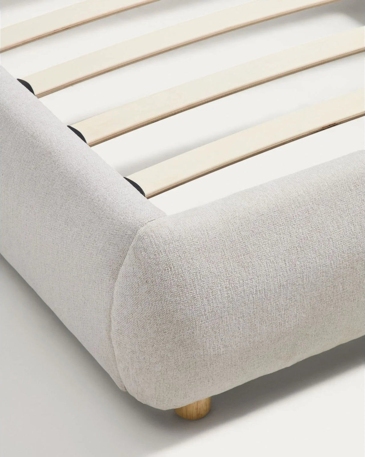 Bett Elerio mit Chenille für Matratzengröße 90 x 200 cm von Kave Home – Bild 8