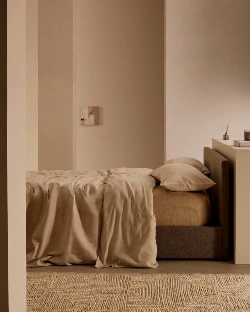Bett Nahiri in Grau mit Klappbettkasten für eine Matratze von 180 x 200 cm von Kave Home – Bild 2