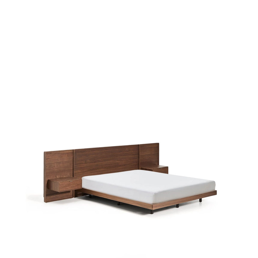 Bett Norlen mit zwei Nachttischen aus Nussbaumfurnier mit dunklem Finish und LED-Licht für Matratzen 160 x 200 cm FSC Mix Credit von Kave Home – Produktbild 11