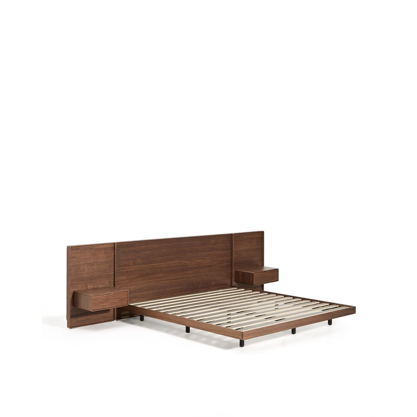 Bett Norlen mit zwei Nachttischen aus Nussbaumfurnier mit dunklem Finish und LED-Licht für Matratzen 180 x 200 cm FSC Mix Credit UK-Adapter von Kave Home – Produktbild 9