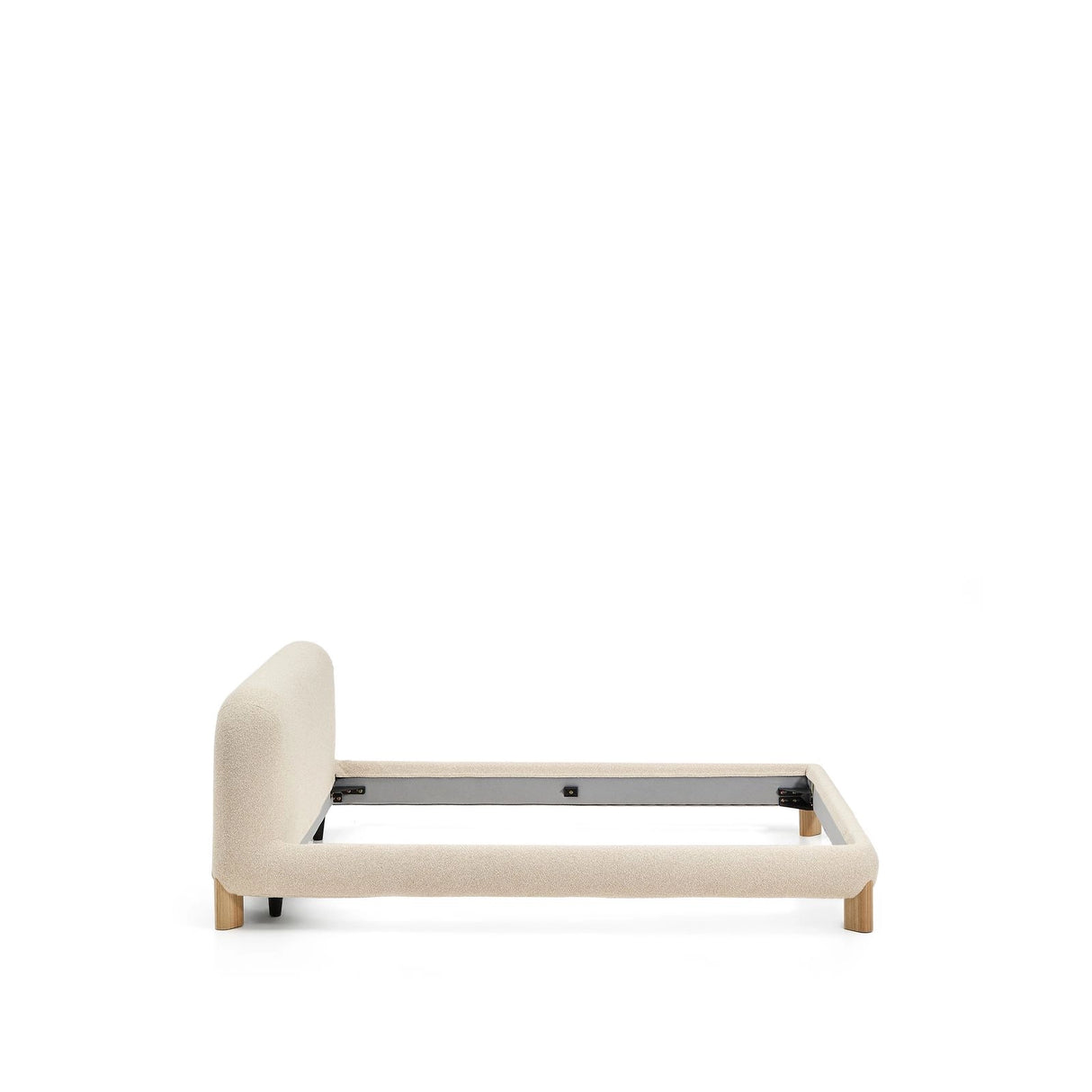 Bett Odina mit abnehmbarem Bezug aus ecrufarbenem Boucléstoff, Beine aus Eschenholz, naturfarbenes Finish, für Matratzen 160 x 200 cm von Kave Home – Bild 9