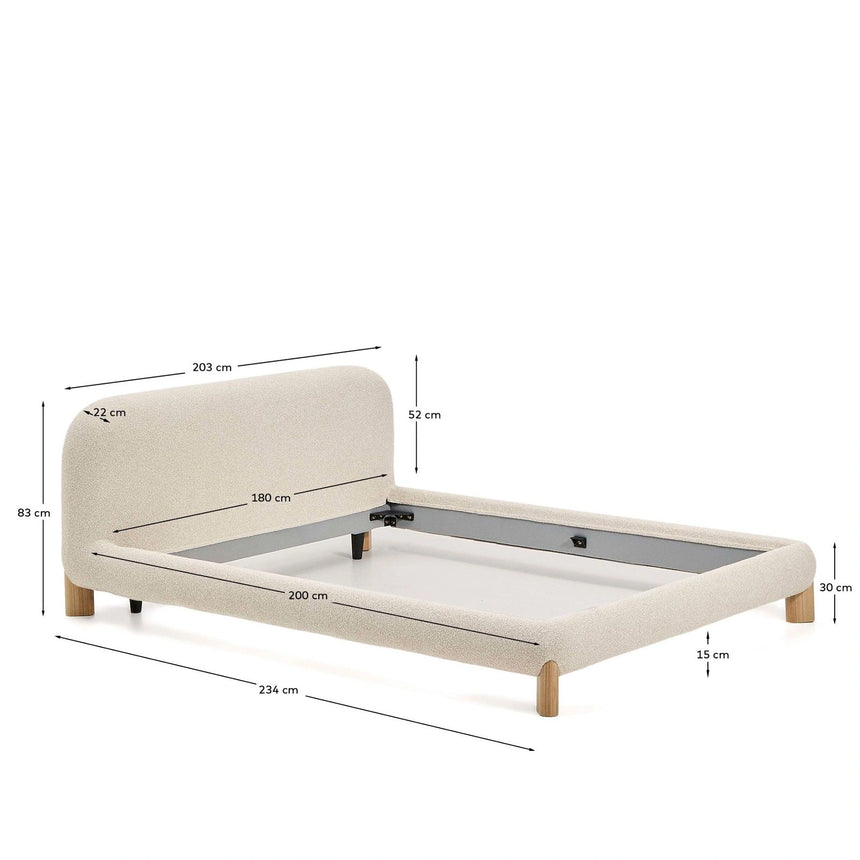 Bett Odina mit abnehmbarem Bezug aus ecrufarbenem Boucléstoff, Beine aus Eschenholz, naturfarbenes Finish, für Matratzen 180 x 200 cm von Kave Home – Bild 4