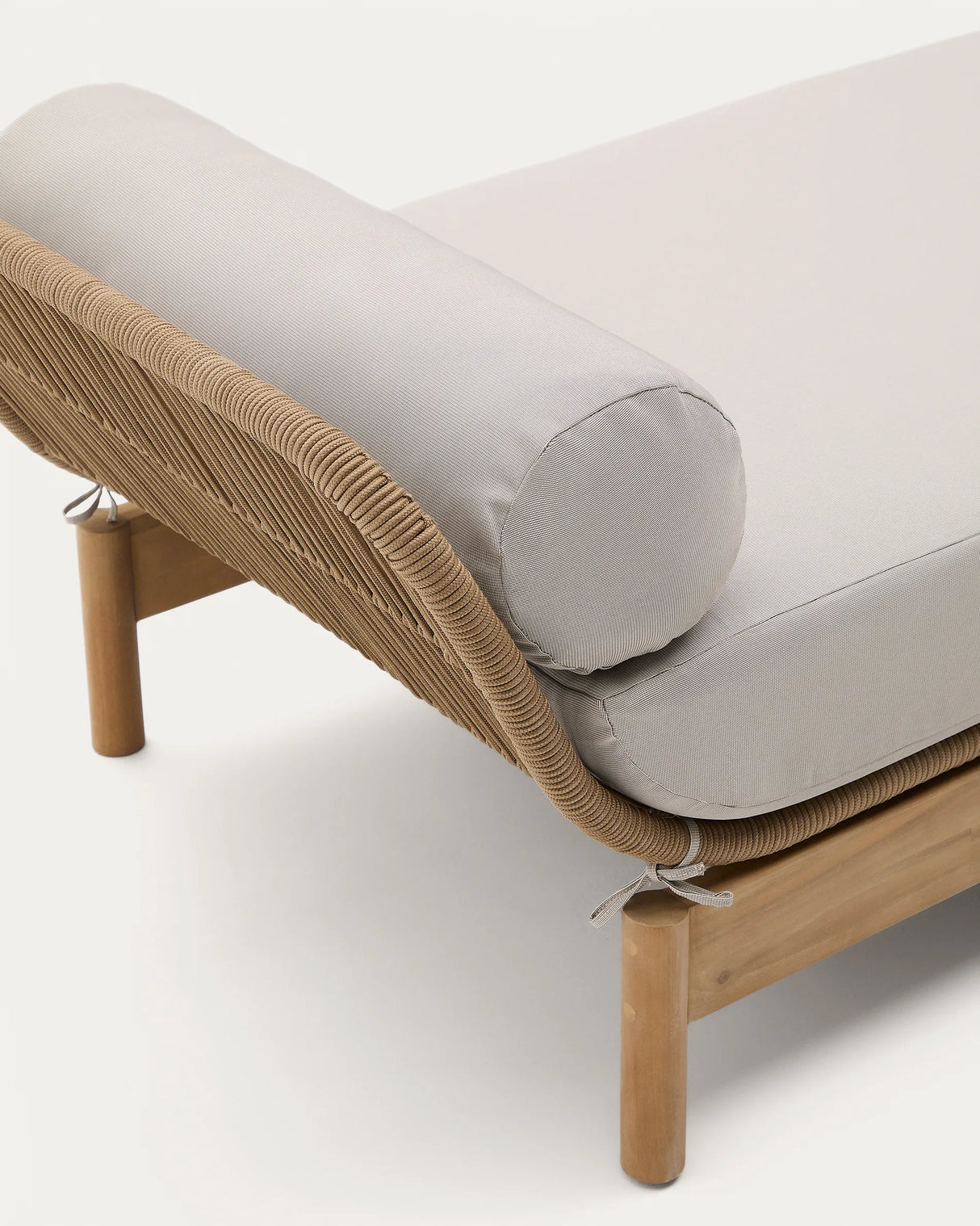 Catalina Daybed aus Seil in Grau und massivem Akazienholz FSC 100% von Kave Home – Produktbild 1