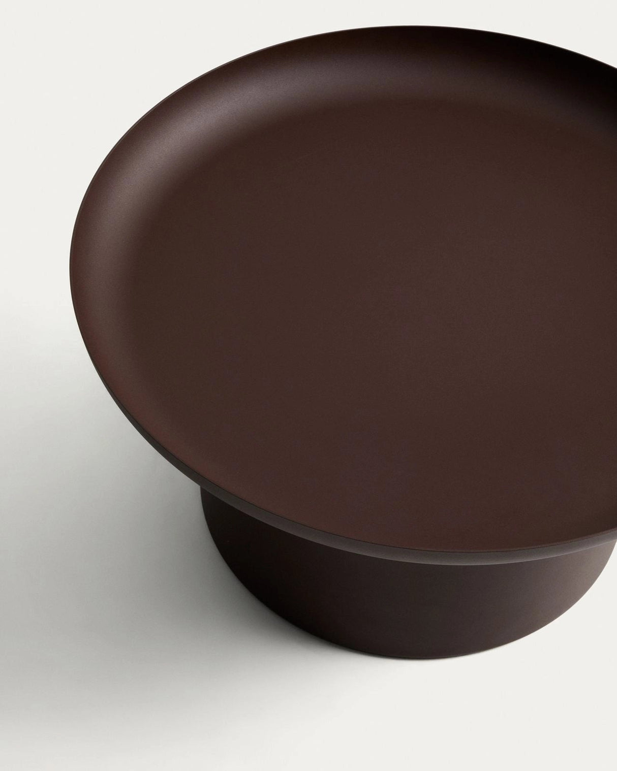 Couchtisch Arcola aus Aluminium in Braun, Ø 70 cm von Kave Home – Bild 3