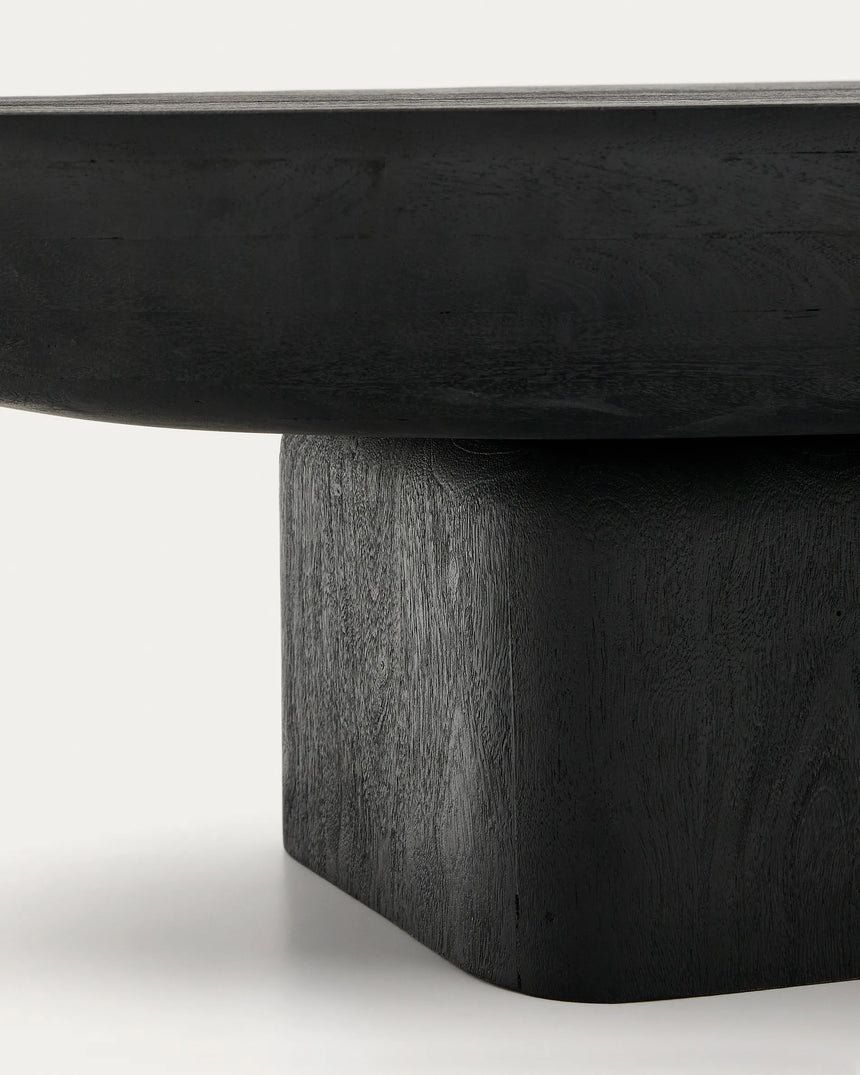 Couchtisch Ovak aus massivem Akazienholz mit schwarzem Finish, FSC 100%, 140 x 70 cm von Kave Home – Produktbild 6