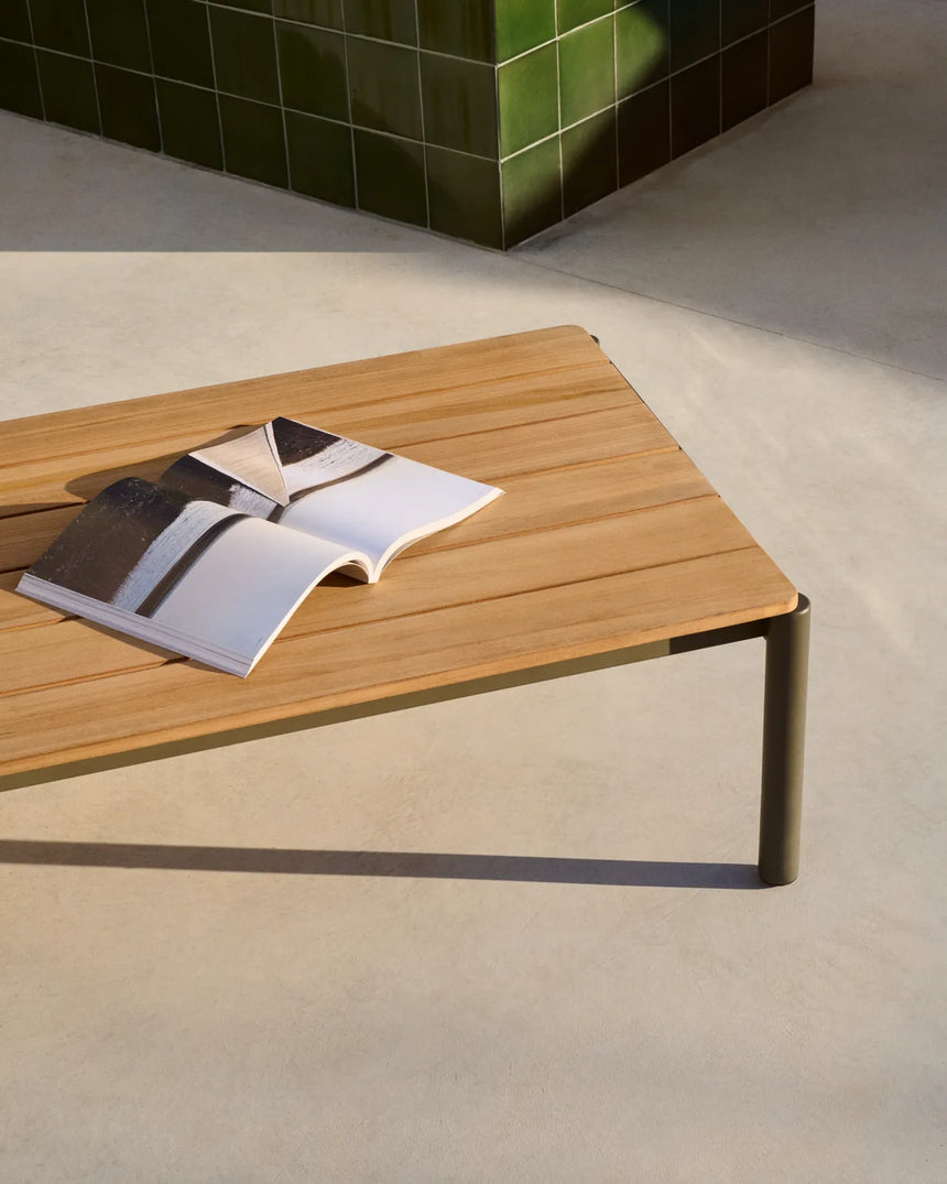 Couchtisch Sorells aus grünem Aluminium und Teakholz 63 x 144,6 cm FSC 100% von Kave Home – Bild 4