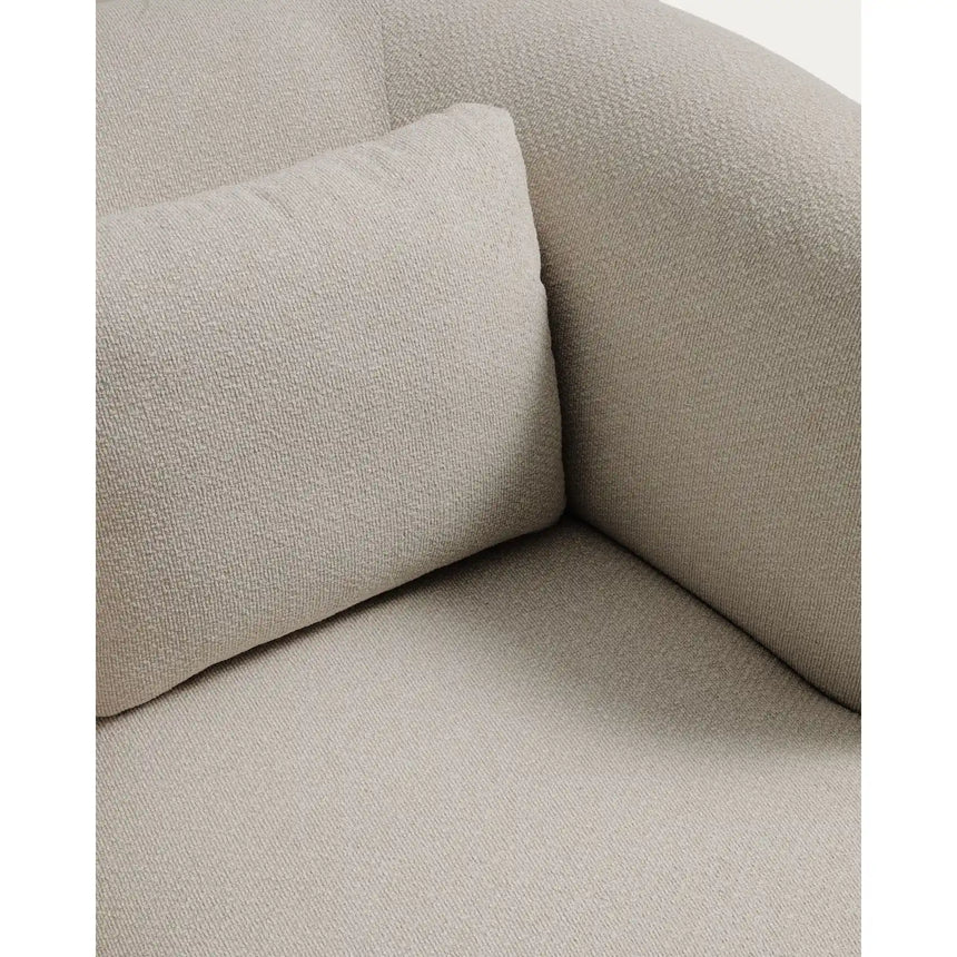 Drehsessel Martina mit Kissen mit Chenille in Steinton FSC Mix Credit von Kave Home – Bild 7