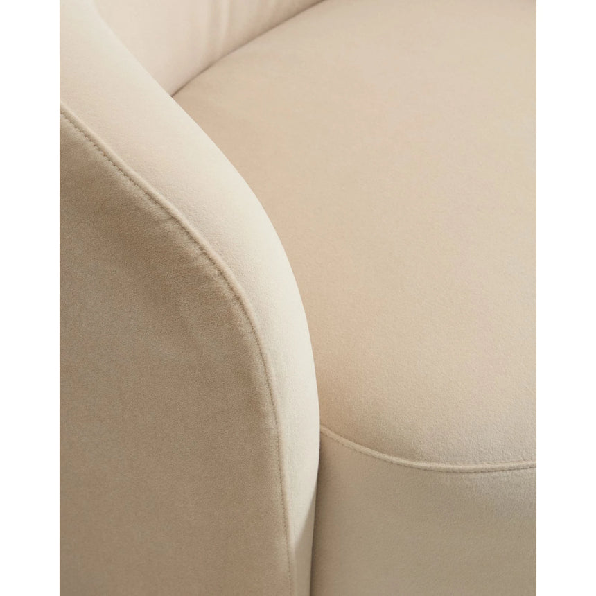 Drehsessel Odenia in Samtoptik FSC Mix Credit von Kave Home – Bild 9