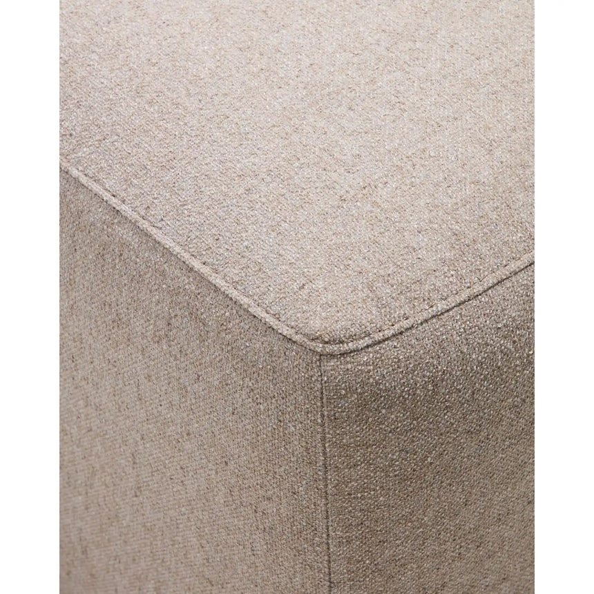 Fußablage Blok in beiger Chenille, 90 x 74 cm, FSC Mix Credit von Kave Home – Bild 8