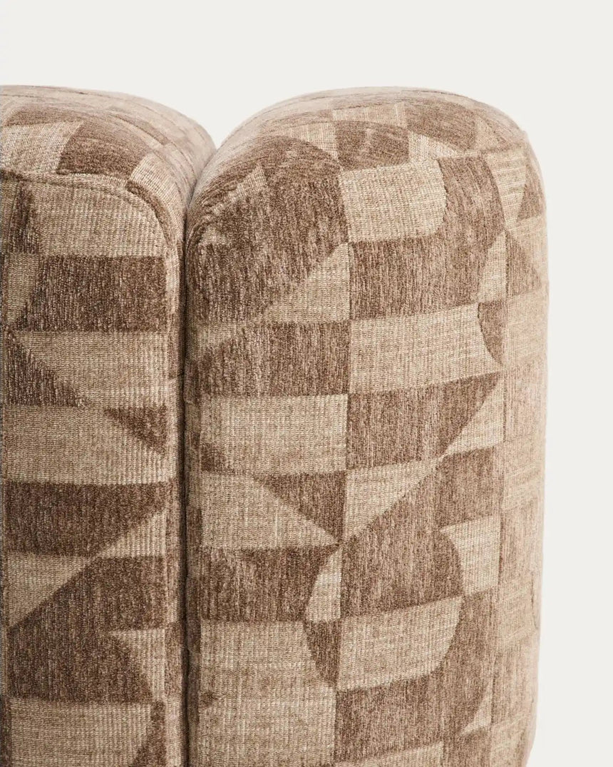 Fußablage Nedilo rund aus geometrischem Jacquard-Gewebe Taupe FSC Mix Credit von Kave Home – Bild 5