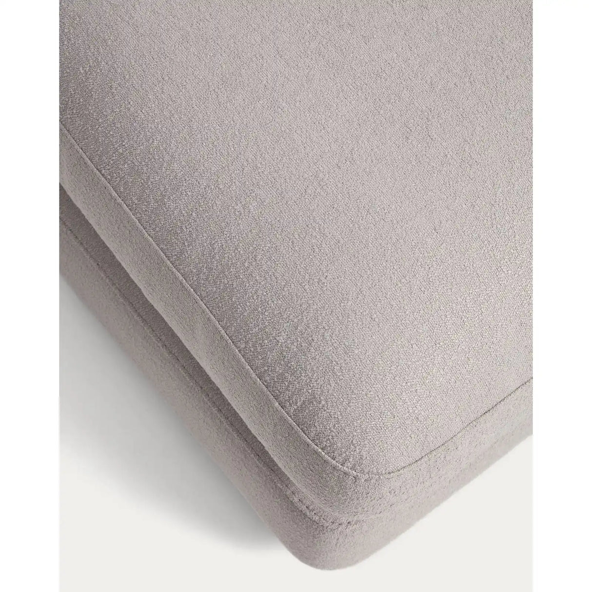 Fußhocker Gala aus grauem Micro-Bouclé FSC Mix Credit 90 x 90 cm von Kave Home – Produktbild 5