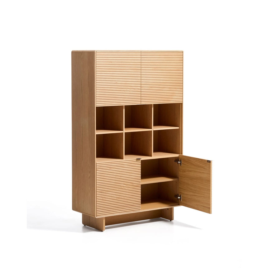 Highboard Norlen mit 4 Türen in Eichenfurnier mit naturfarbenem Finish FSC Mix Credit 100 x 163 cm von Kave Home – Bild 5