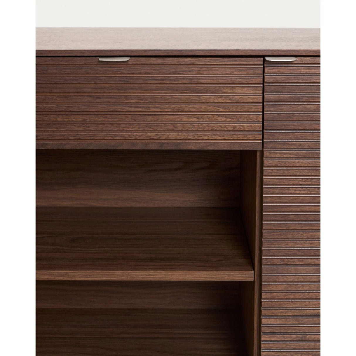 Highboard Norlen mit 4 Türen und 2 Schubläden in Nussbaumfurnier FSC Mix Credit 194,5 x 78 cm von Kave Home – Produktbild 15