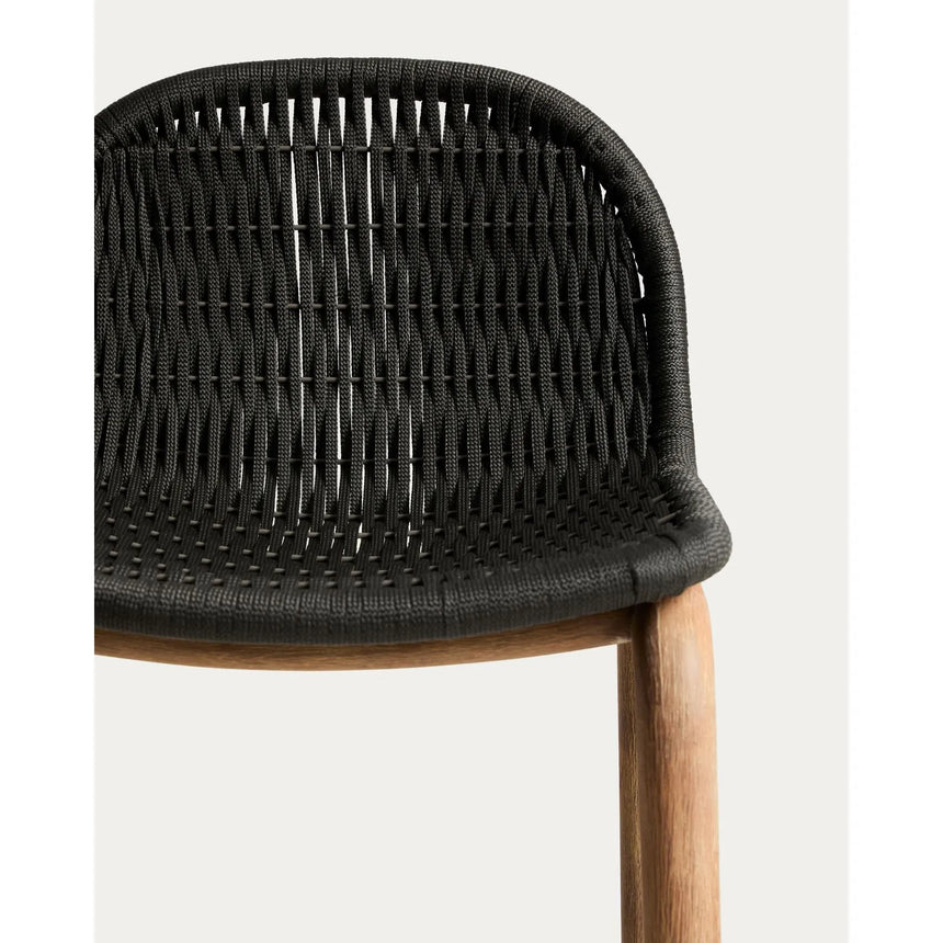 Hocker Alipa aus massivem Akazienholz und dunkelgrauem Seil, 75 cm, FSC 100 % von Kave Home – Bild 8